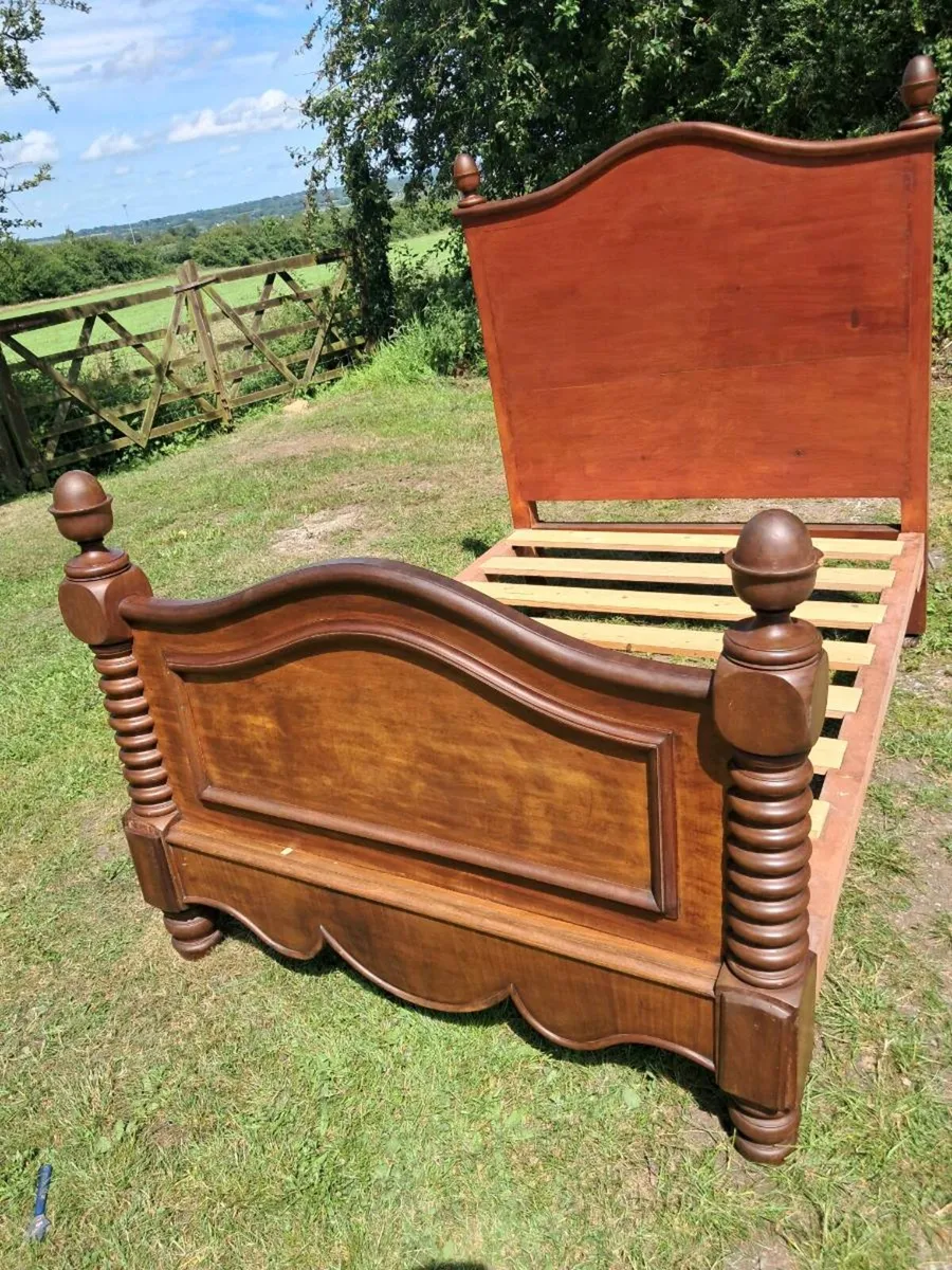 20Th Century mahogany bed - Image 1