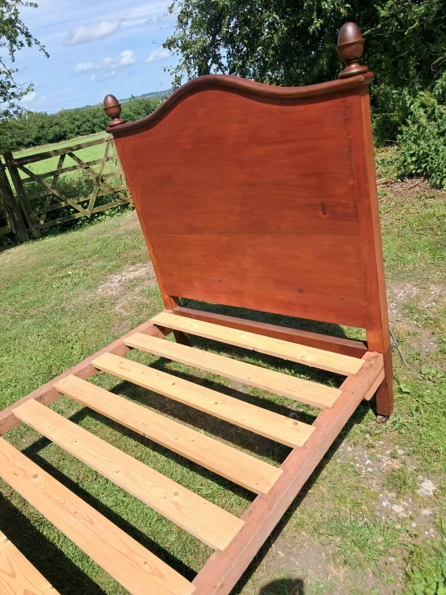 20Th Century mahogany bed - Image 3