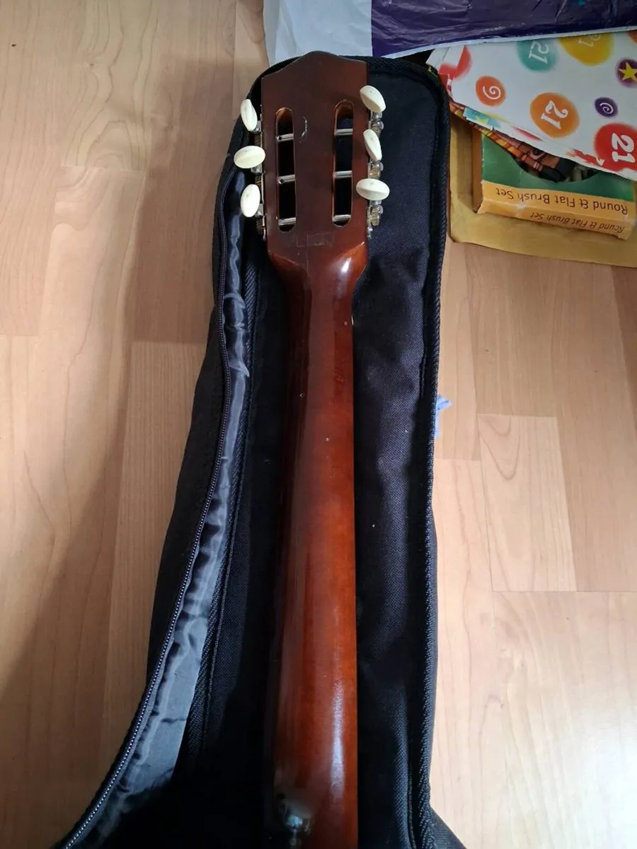Ibanez model 70 - Image 4
