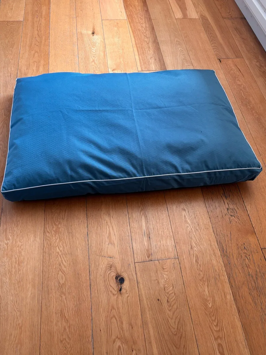 Large dog bed - Image 2
