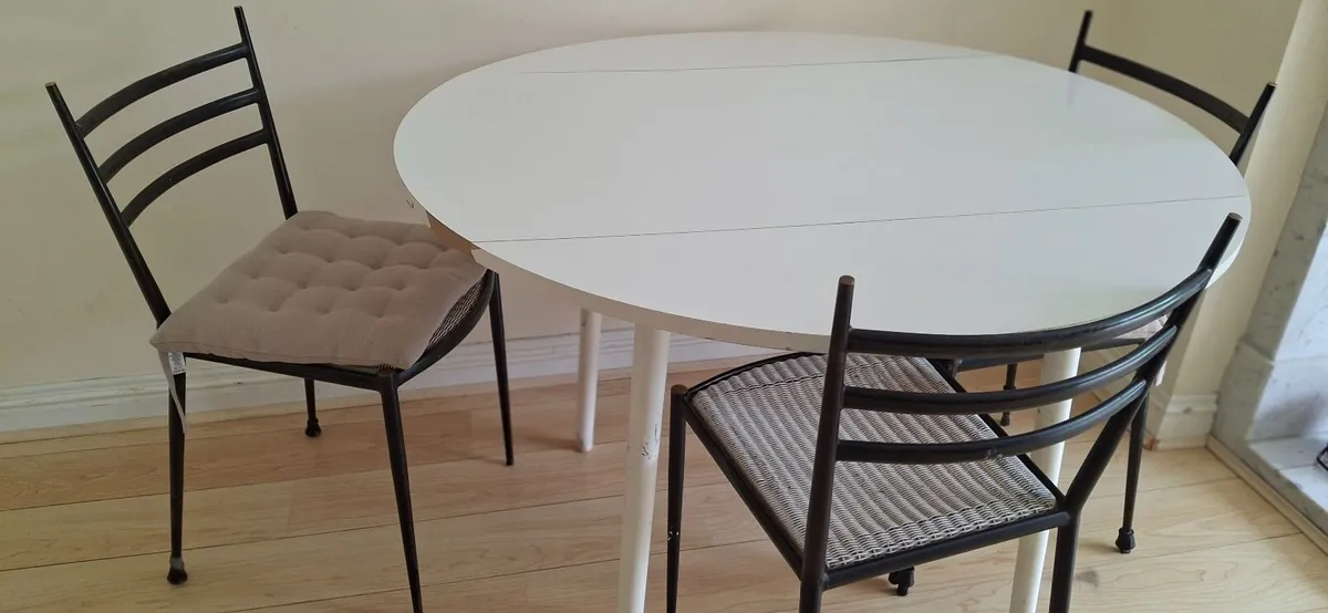 Kitchen table - Image 4