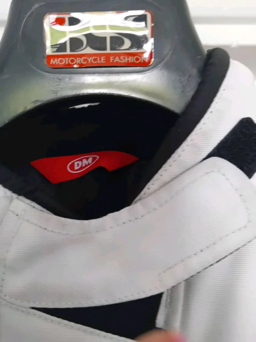 Womens motorbike jacket - Image 3