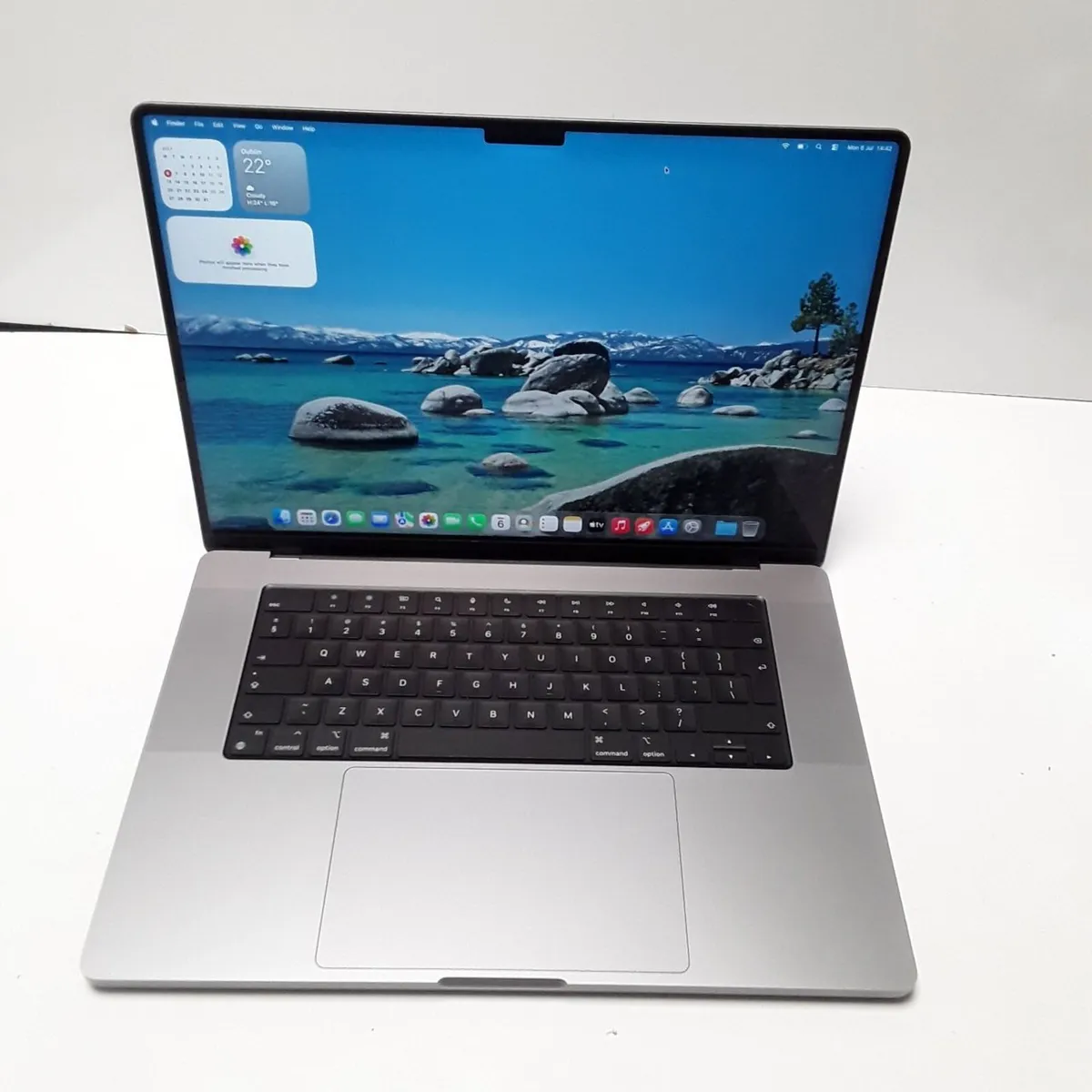 MacBook Pro 16-inch (2021) | Apple M1 Pro Chip | - Image 1