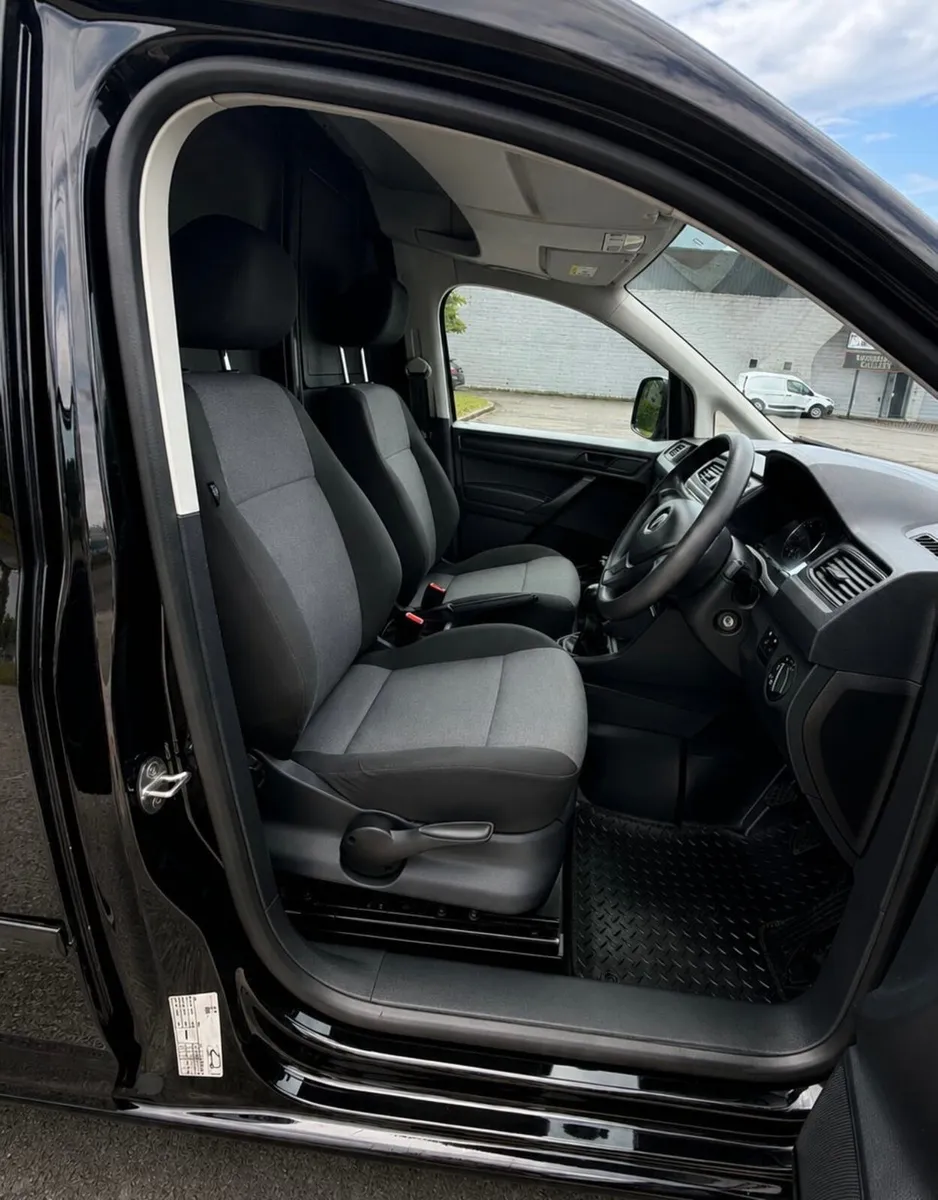 2020 Volkswagen Caddy 102Bhp LWB Maxi - Image 4