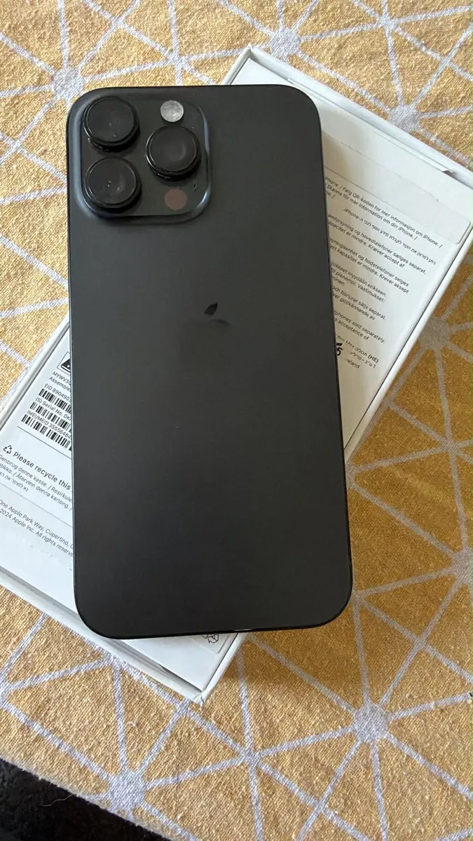 iPhone 16 pro max 256gb - Image 2