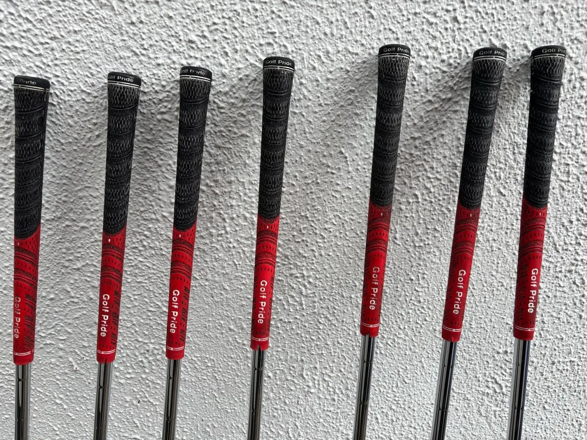 Titleist ap1 irons 4-pw - Image 2