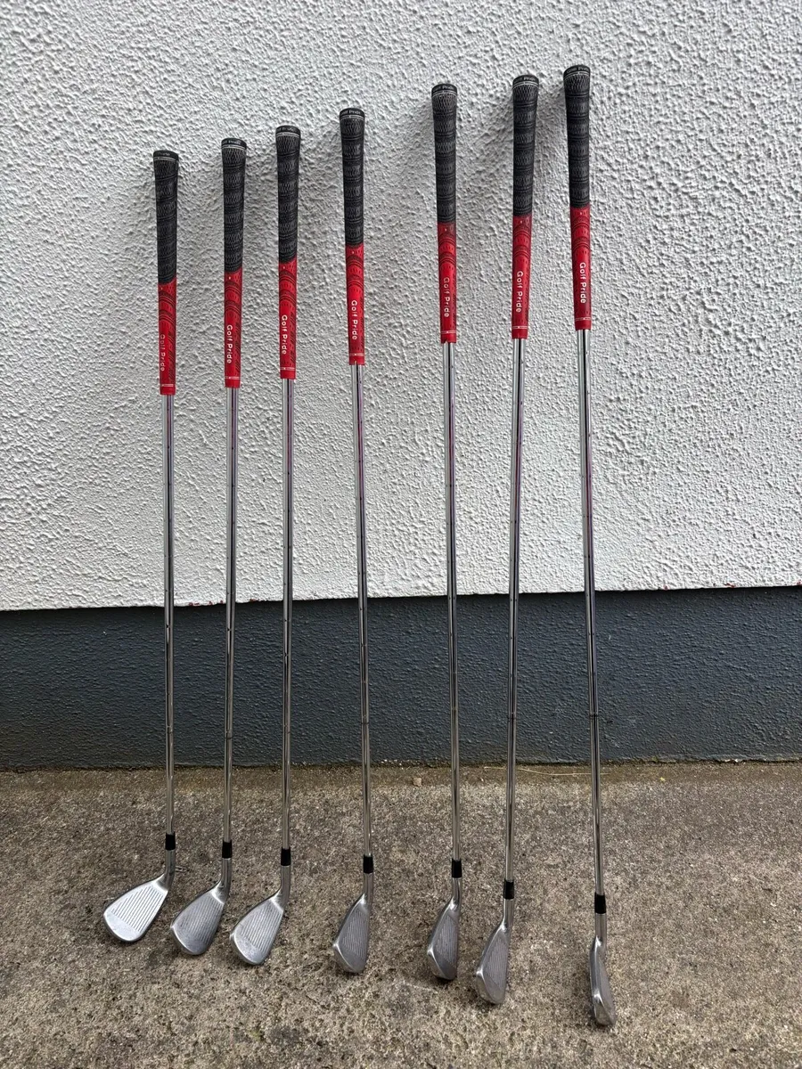 Titleist ap1 irons 4-pw - Image 1