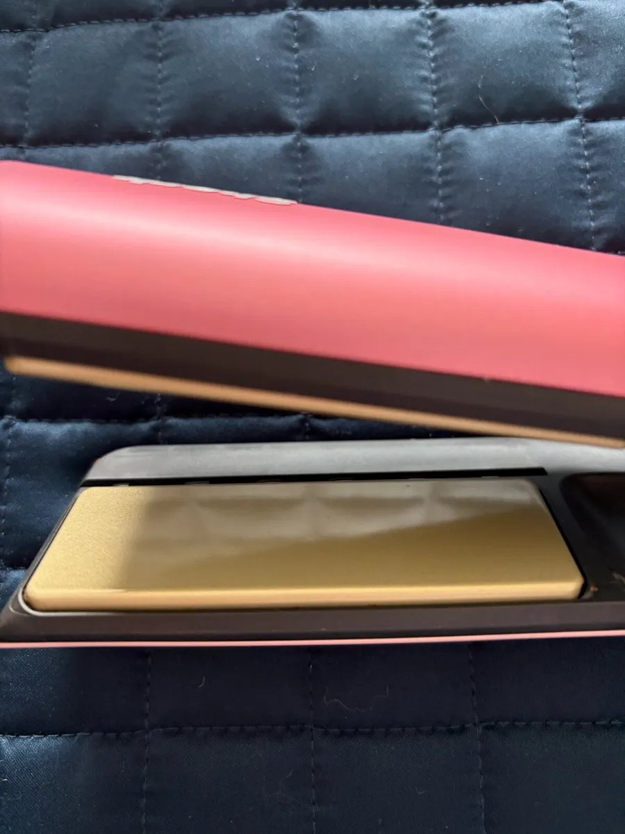 Shark SilkiPro Wet to Dry Hair Straightener - Image 2