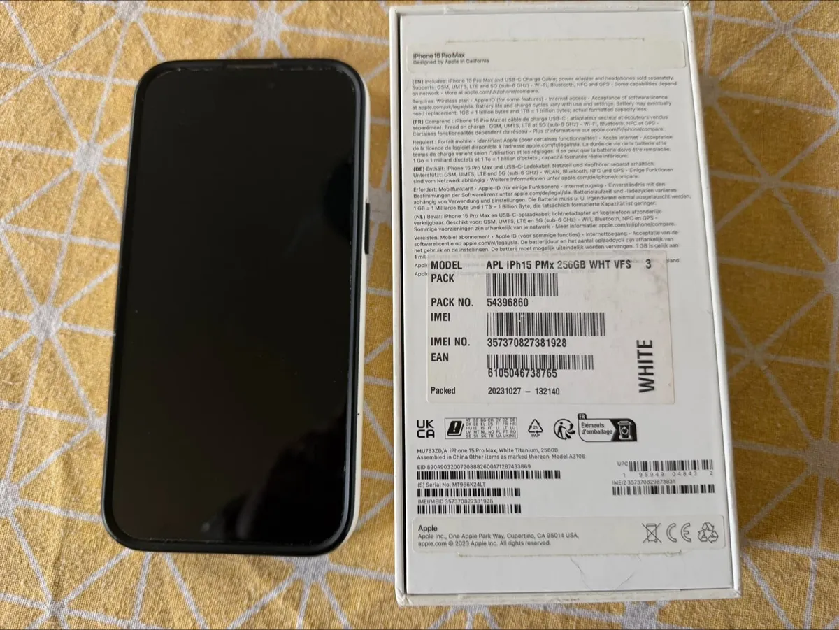 iPhone 15 pro max 256gb white Titanium - Image 3