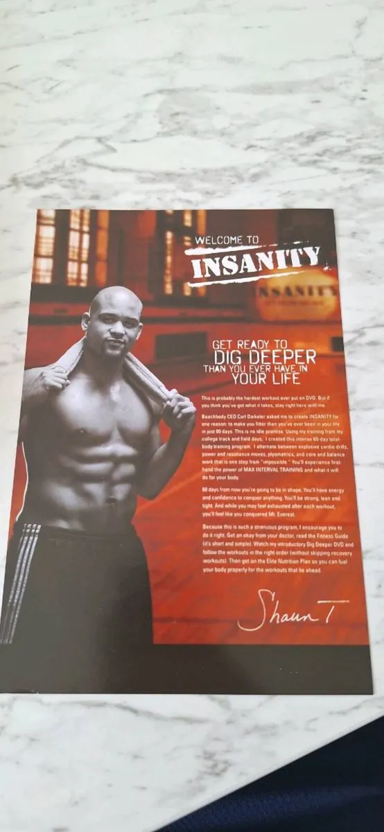 Insanity dvds - Image 1