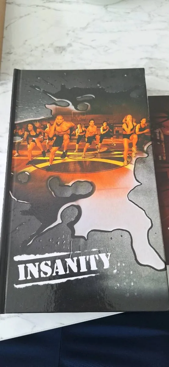Insanity dvds - Image 3