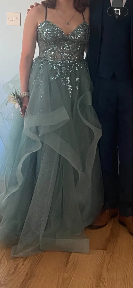 Debs dress - Image 3