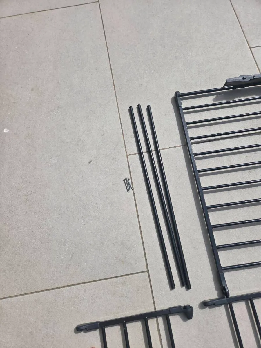 Babydan Fire guard safety gate - Image 4