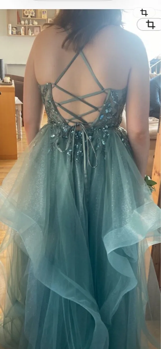 Debs dress - Image 4