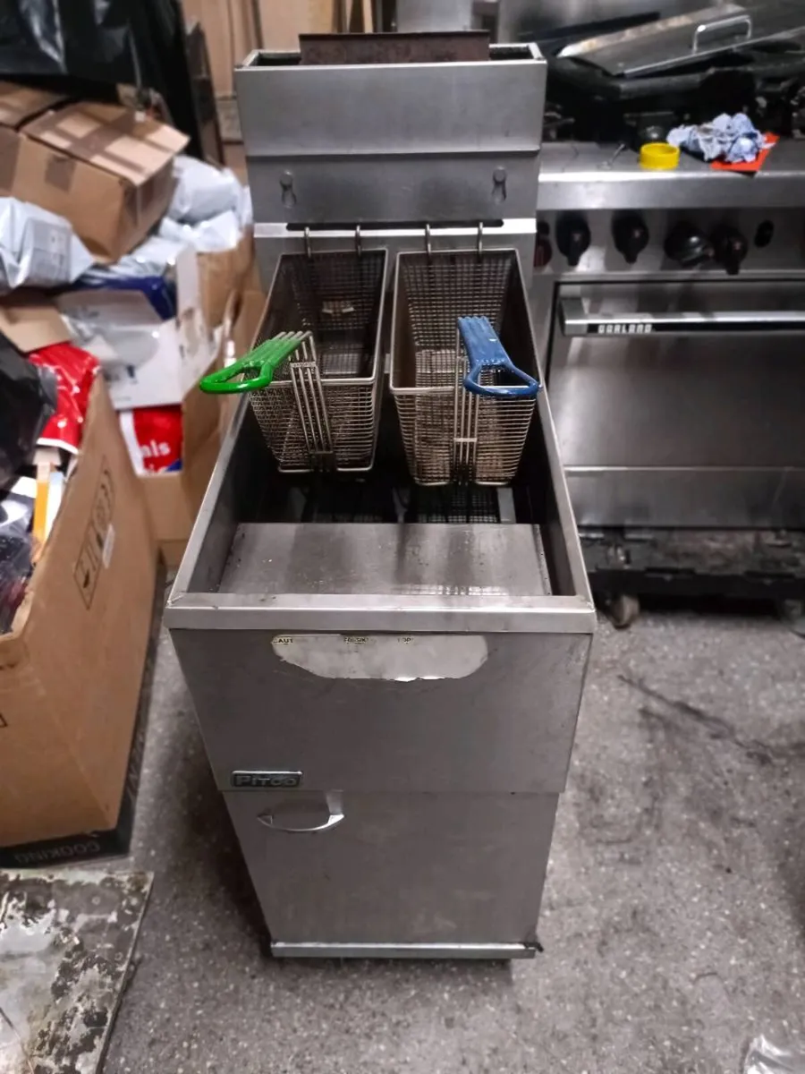 Lpg pitco gas Fryer - Image 1