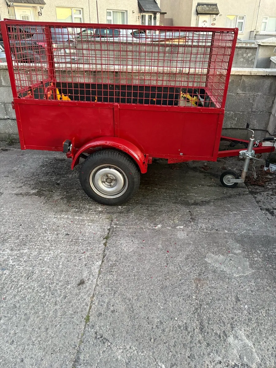 Car trailer