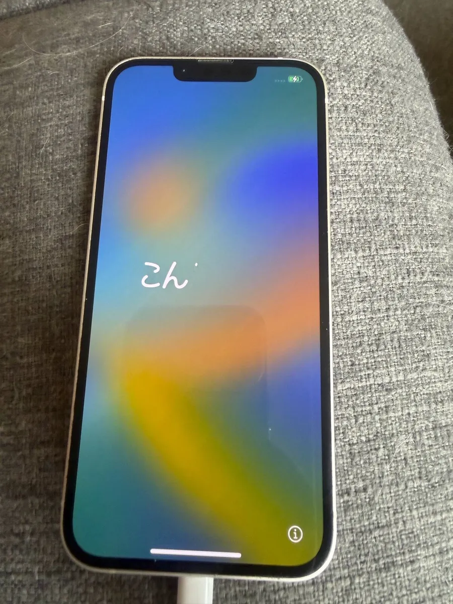 iPhone 13 128gb White - Image 3