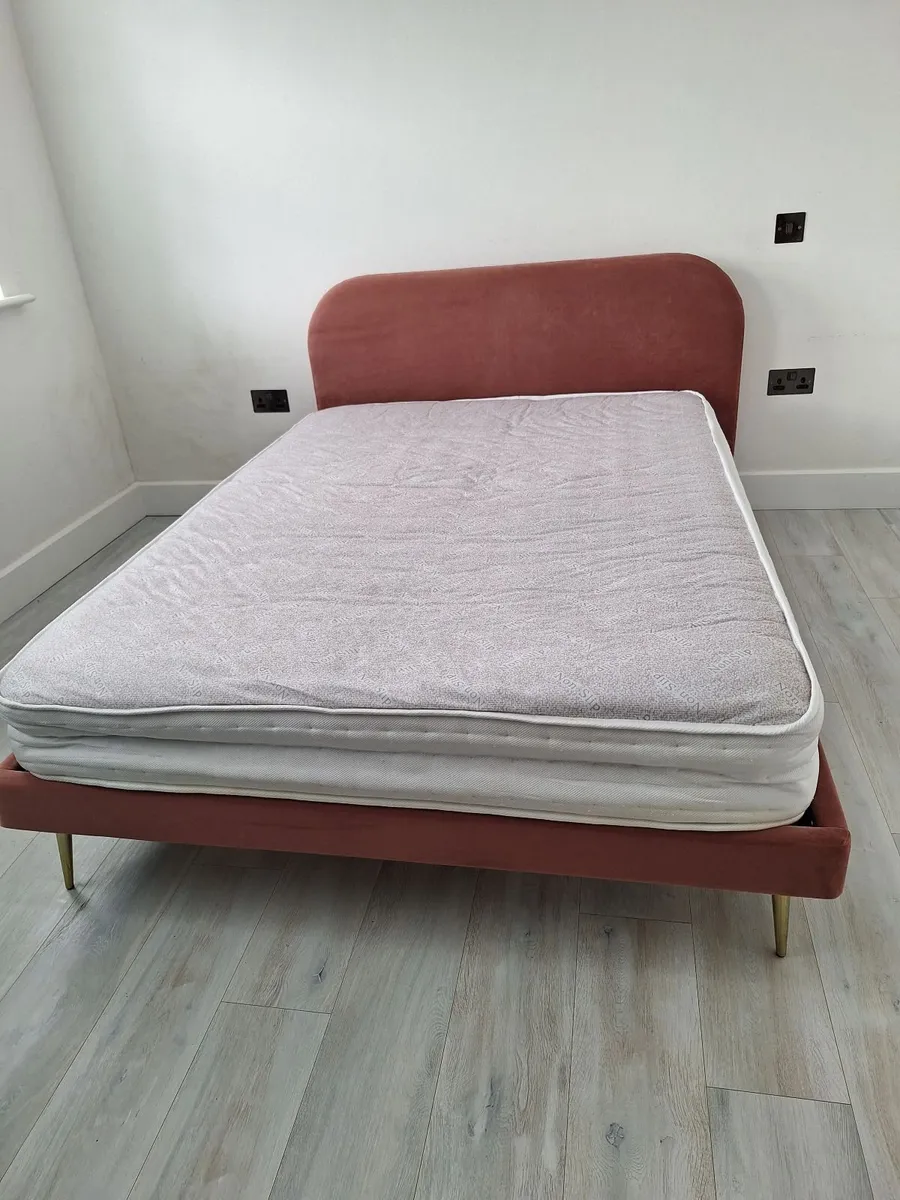 Double Bed (as new) - Image 4