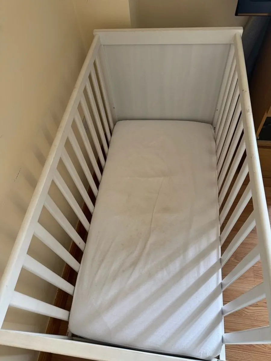cot baby toddler  bed - Image 4
