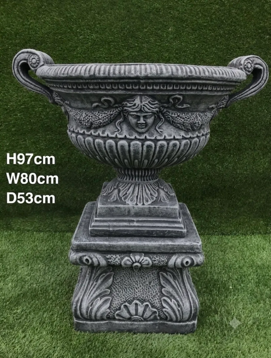 GARDEN ORNAMENTS N39 Y165 - Image 1