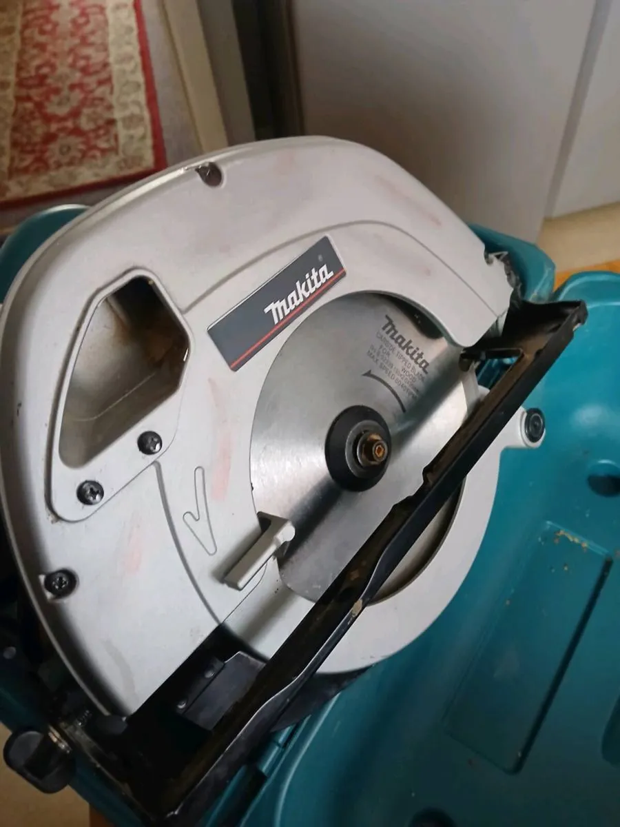 Skillsaw (Makita) - Image 1