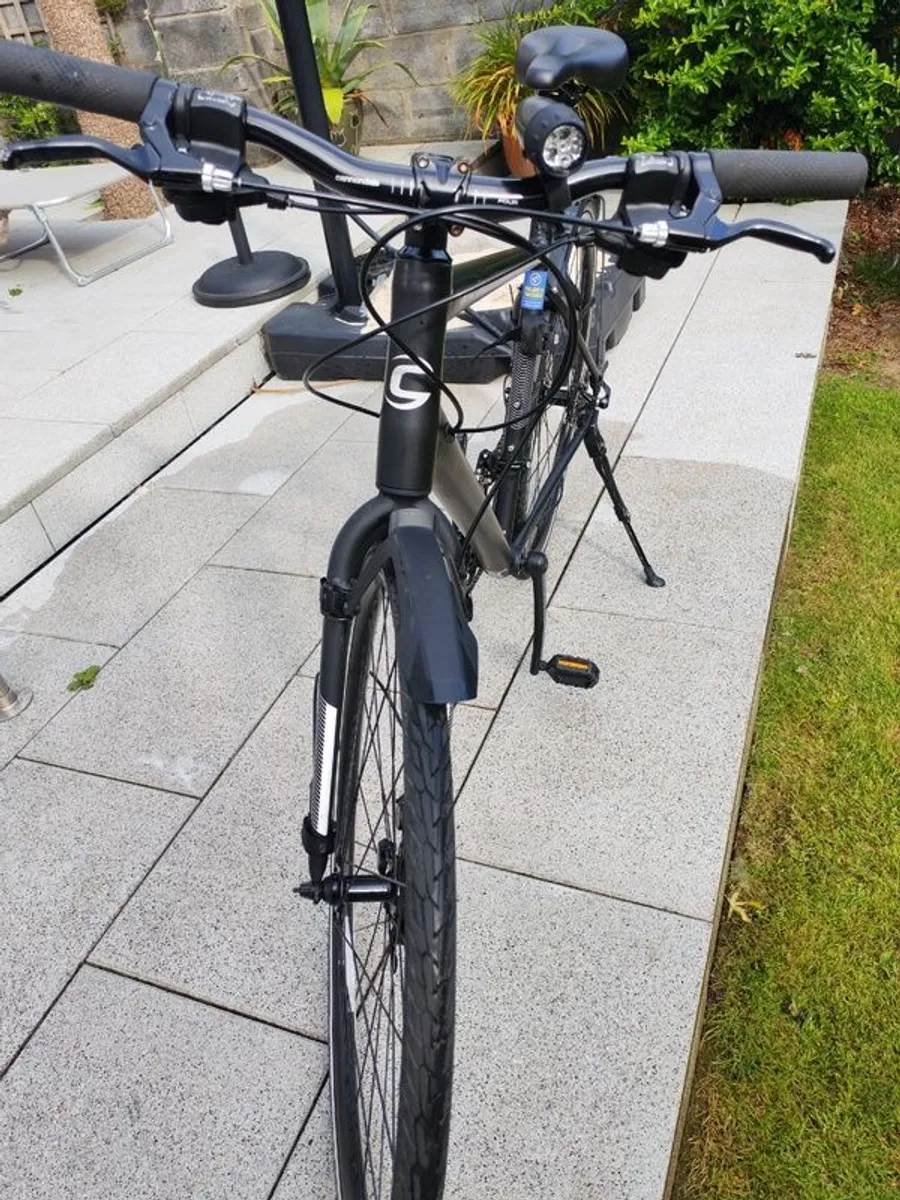 Cannondale Quick Disc Four Hybrid Bike - Image 2