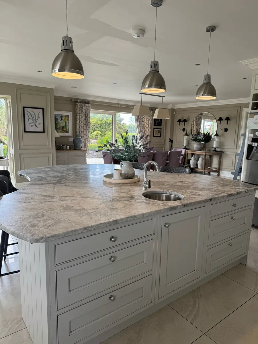Inframe Kitchen - Image 1