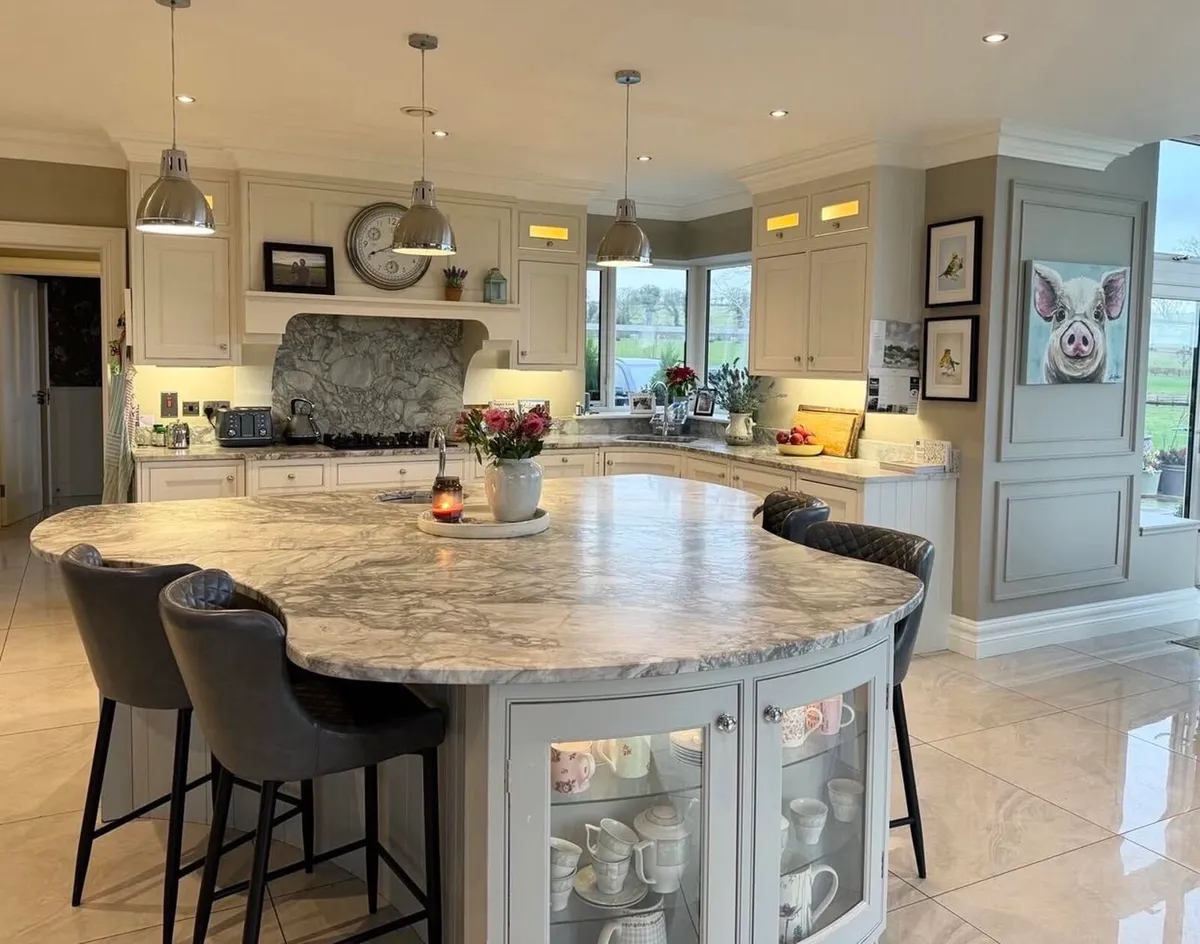 Inframe Kitchen - Image 2