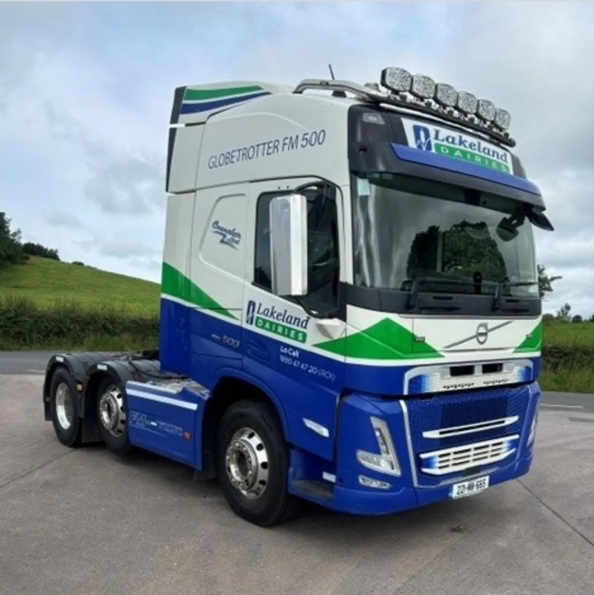 2022 Volvo FM 500 6x2 Tractor Unit - Image 1