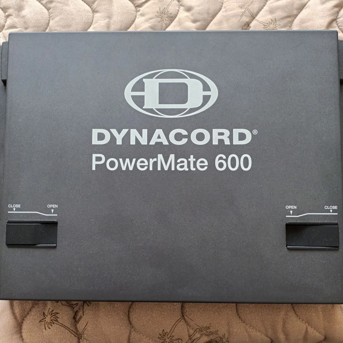 Mix Dynacord PowerMate 600  with 4 speakers - Image 1