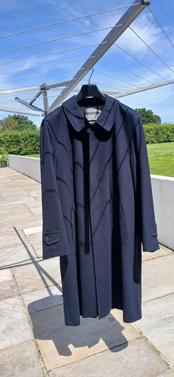 Man's Coat - Image 1