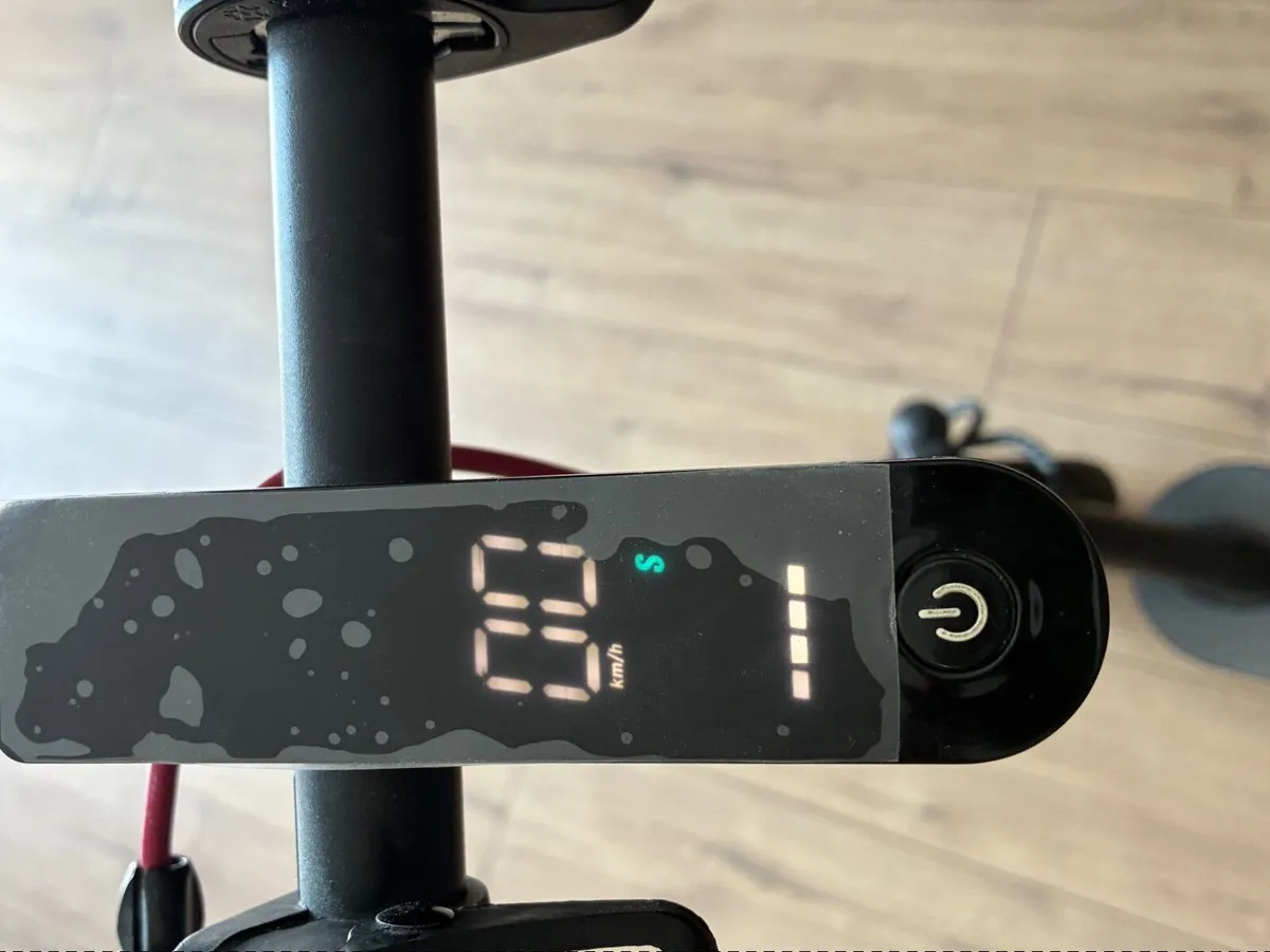 Electric scooter - Image 1