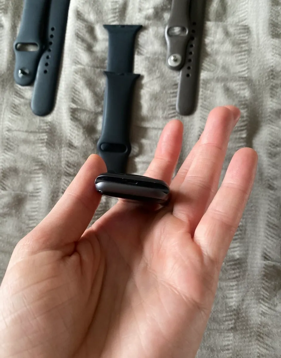 Apple Watch Series 3 42mm GPS - Image 4