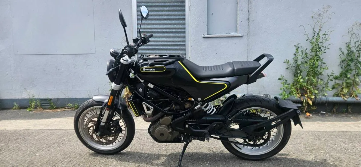 2020 Husqvarna svartpilen 401 - Image 4