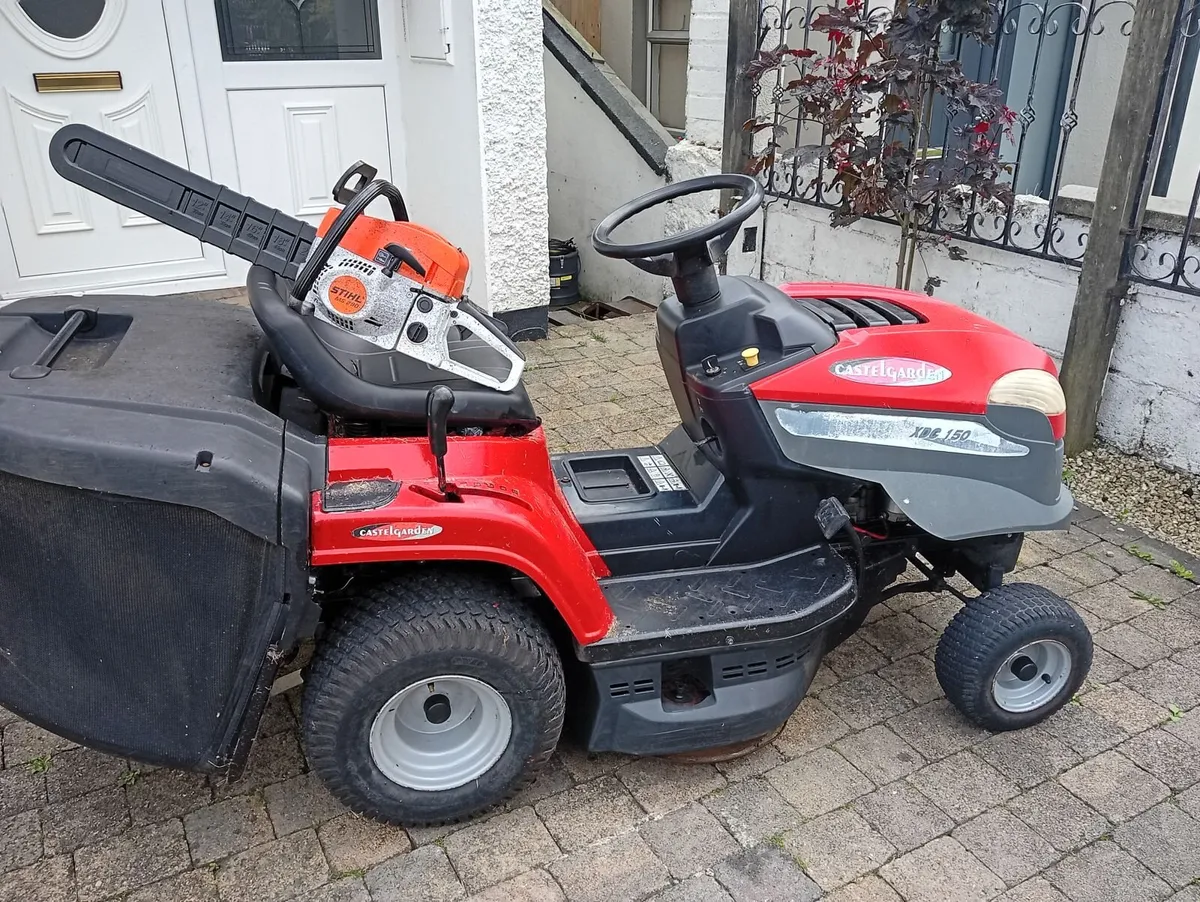 Castlegarden Ride on lawnmower - Image 1