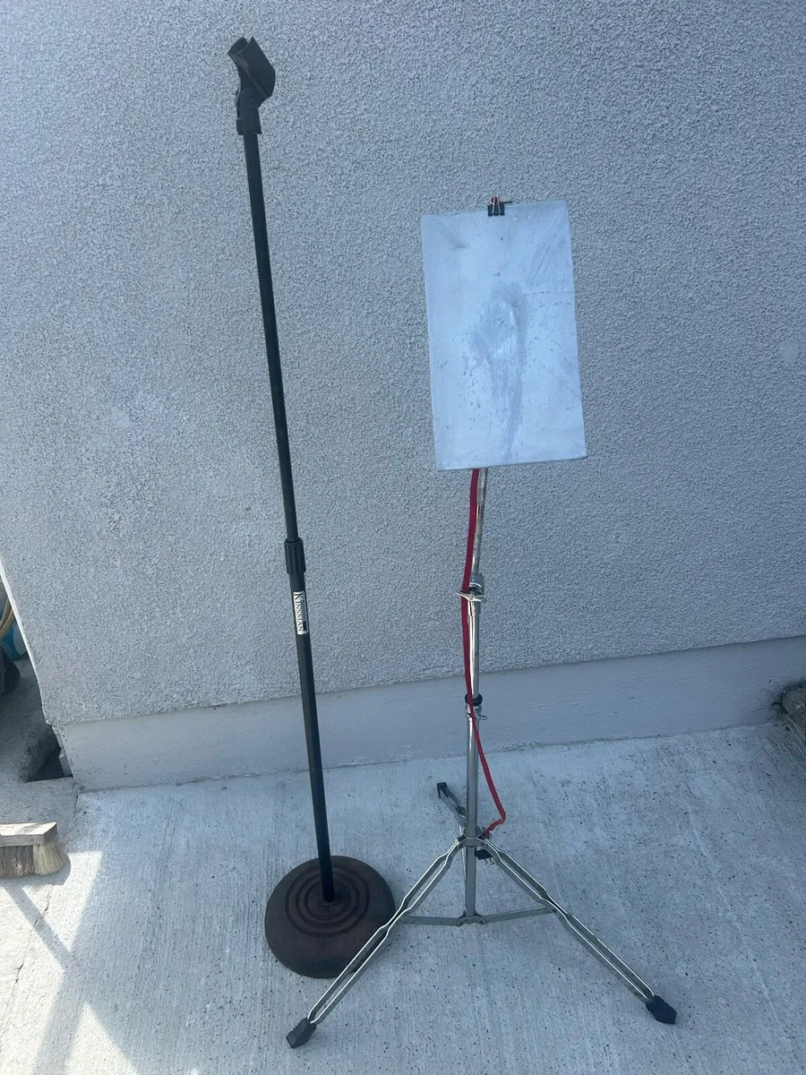 Kinsman microphone stand and sheet music stand - Image 2