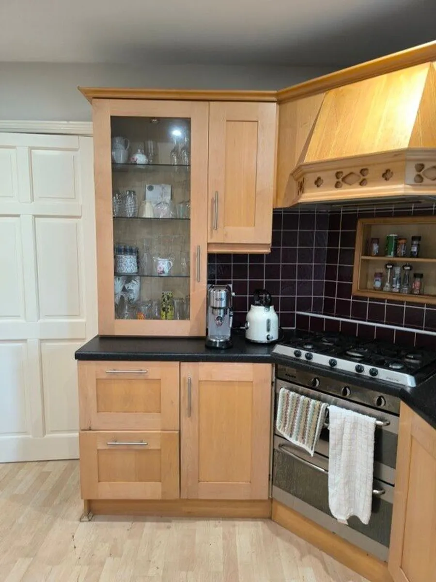 Kitchen units - Image 3