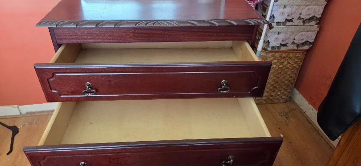 Chest of drawers - Image 4