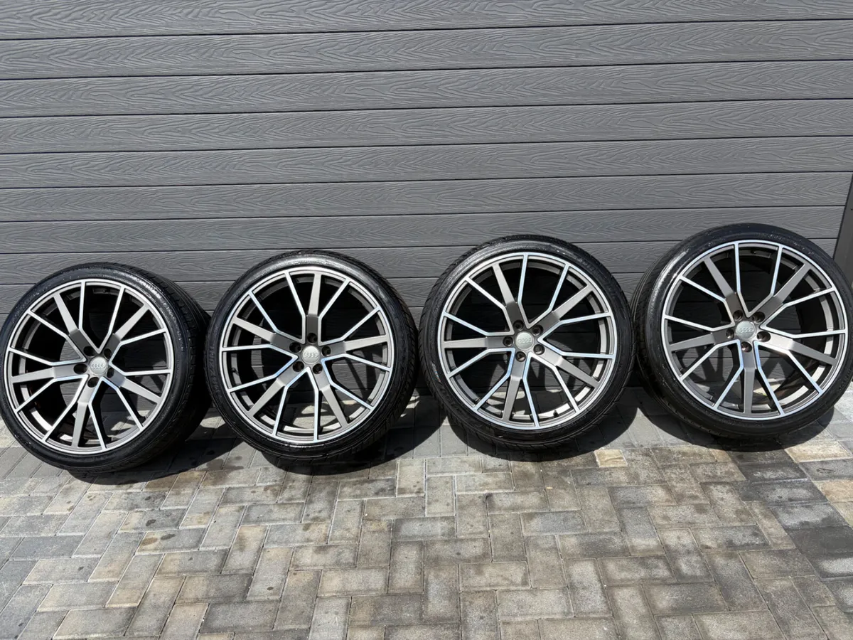 22” AUDI RSQ7 ALLOY WHEELS & TYRES - Image 2