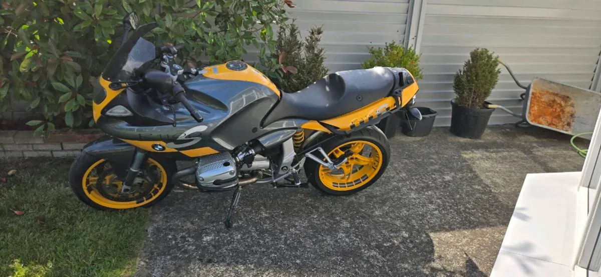 BMW R1100s - Image 2