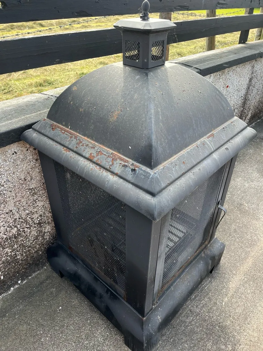 Outdoor fire pit - Image 3
