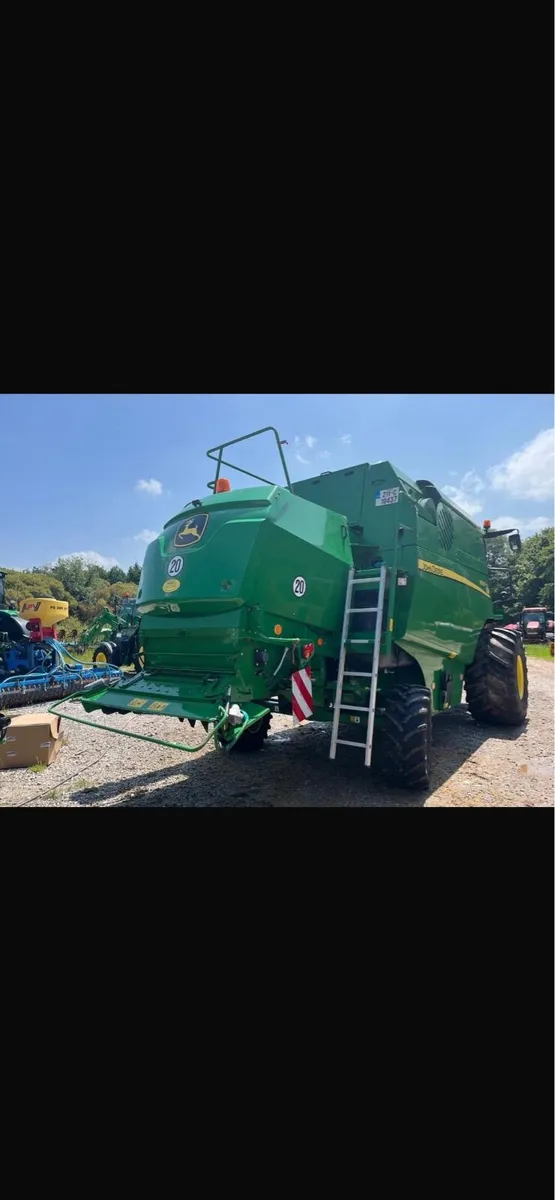 John Deere W330 - Image 2