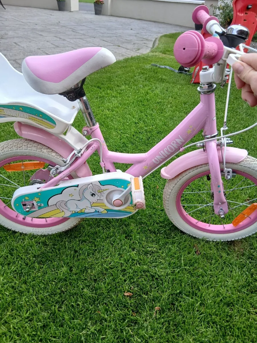 Girls Bike - Image 1