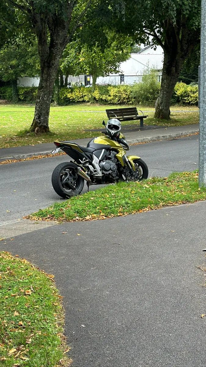 CB 1000 R  2009, 33000km - Image 1