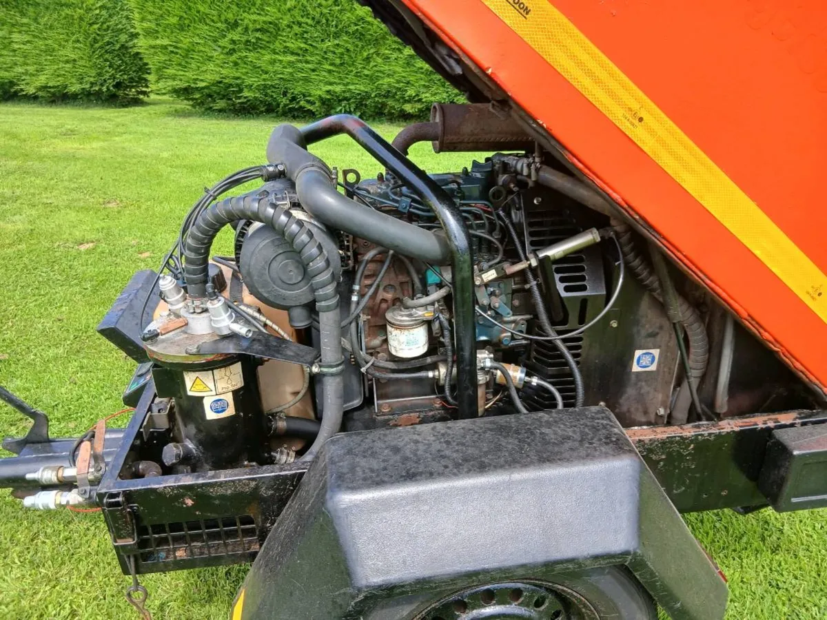 Ingersoll rand  40/70 road compressor - Image 4