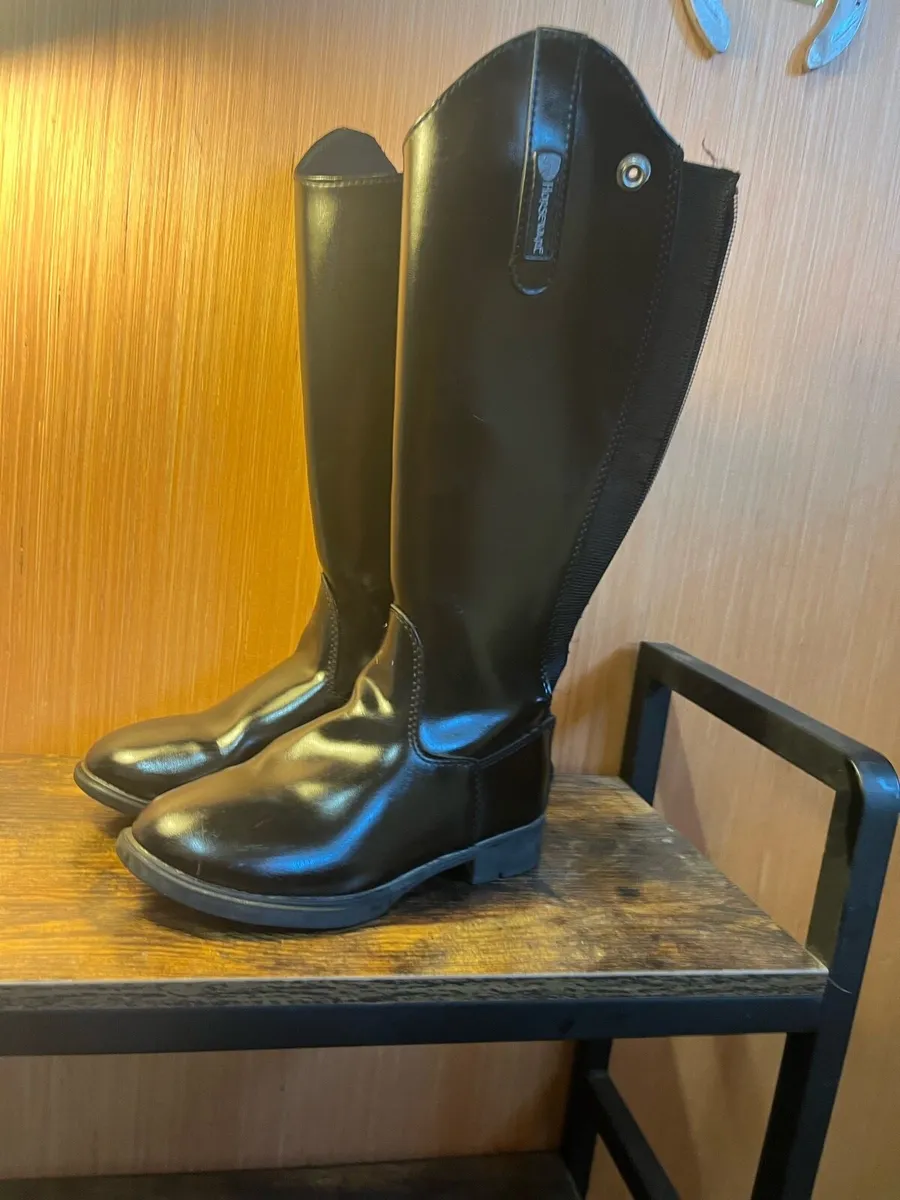 Horseware children’s boots - Image 2