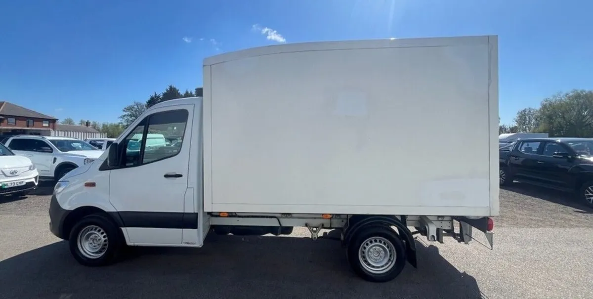 VB - 2020 Mercedes-Benz Sprinter Refrigerated Van - Image 1