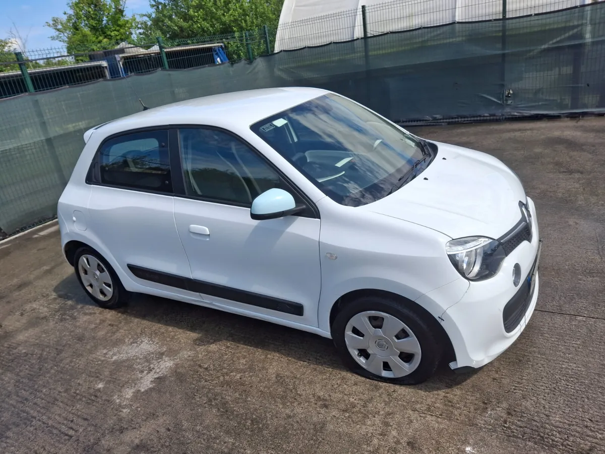 152 Renault twingo  1.0 Petrol - Image 1