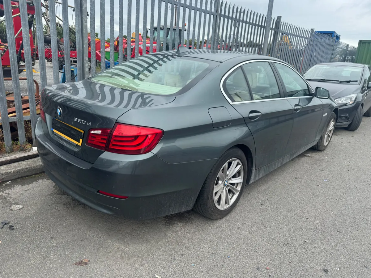 2013 BMW 520d BREAKING / PARTS - Image 2
