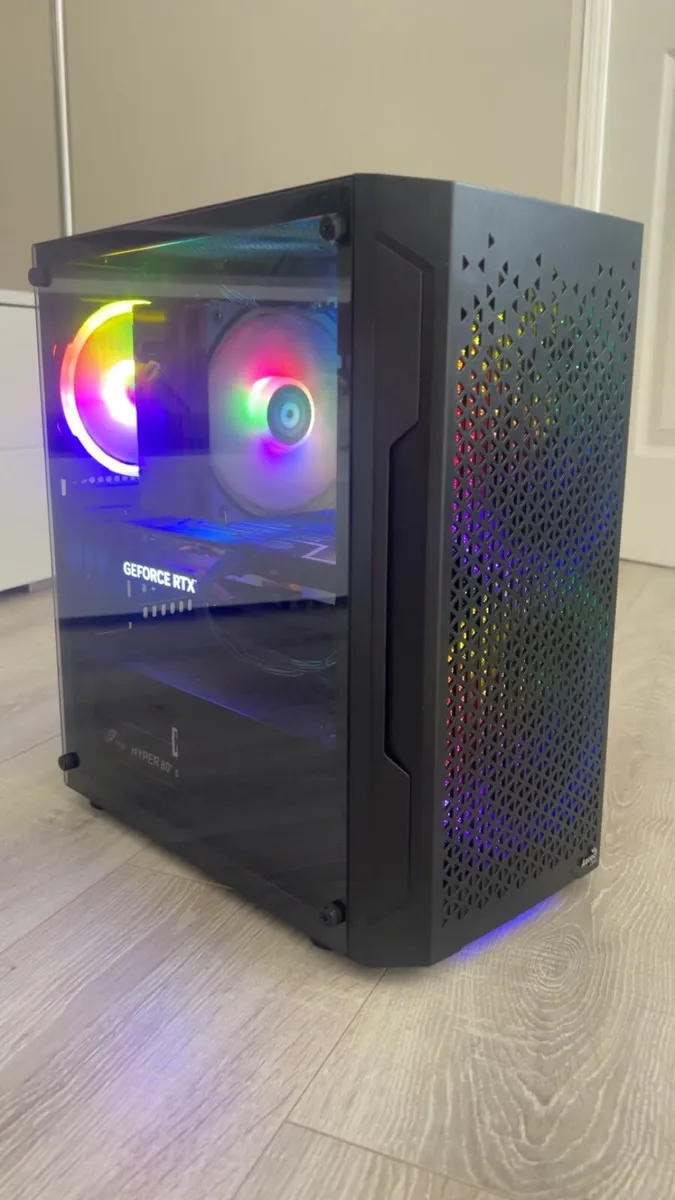 GAMING PC (READ DESCRIPTION) - Image 1